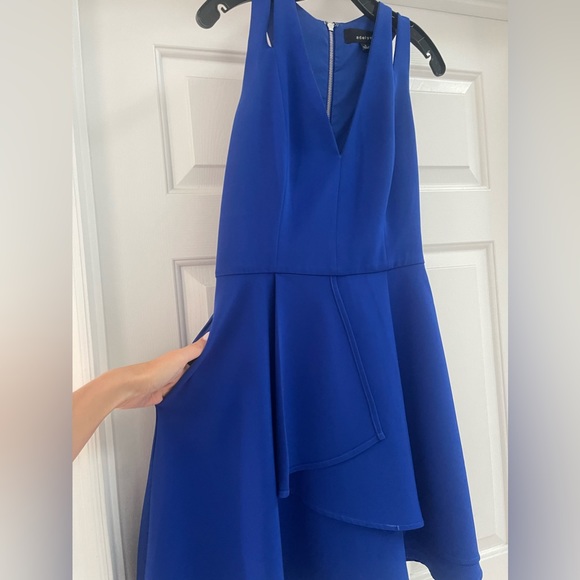 Adelyn Rae Dress - Picture 2 of 5